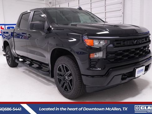 New 2026 Chevrolet Silverado 1500 Custom RWD image 3
