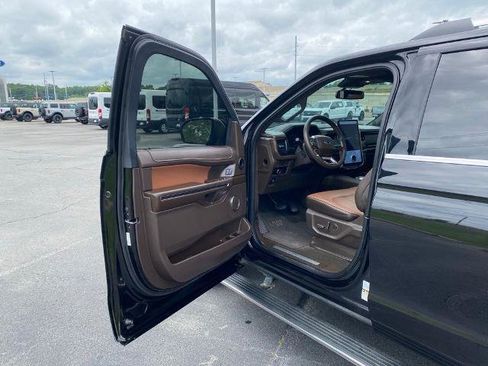 Certified 2024 Ford Expedition King Ranch AWD/4WD image 10