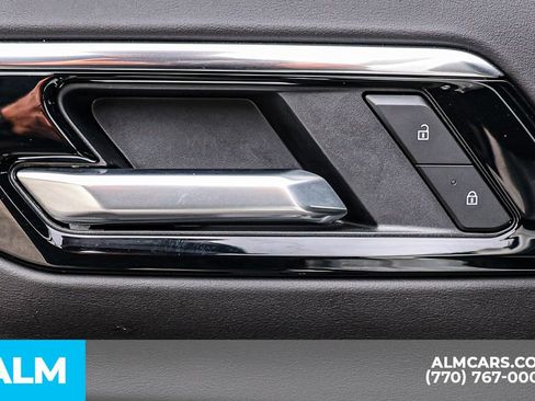 Used 2025 Chevrolet Tahoe LT AWD/4WD image 51
