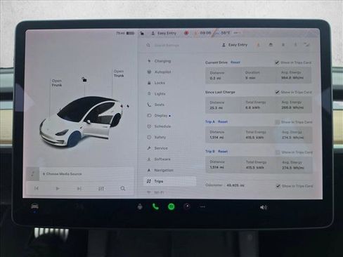Used 2021 Tesla Model 3 Performance image 12