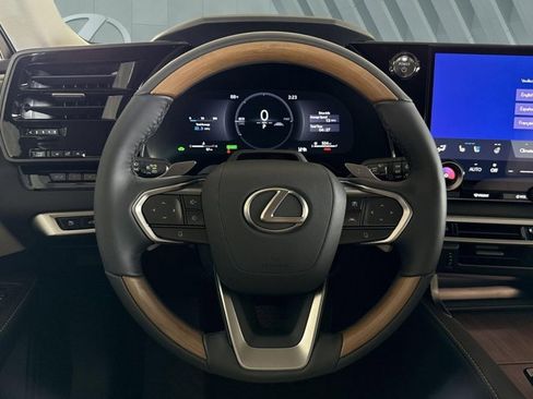 Certified 2026 Lexus RX 350 AWD/4WD image 14