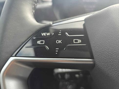 New 2025 Audi A6 e-tron Premium image 30