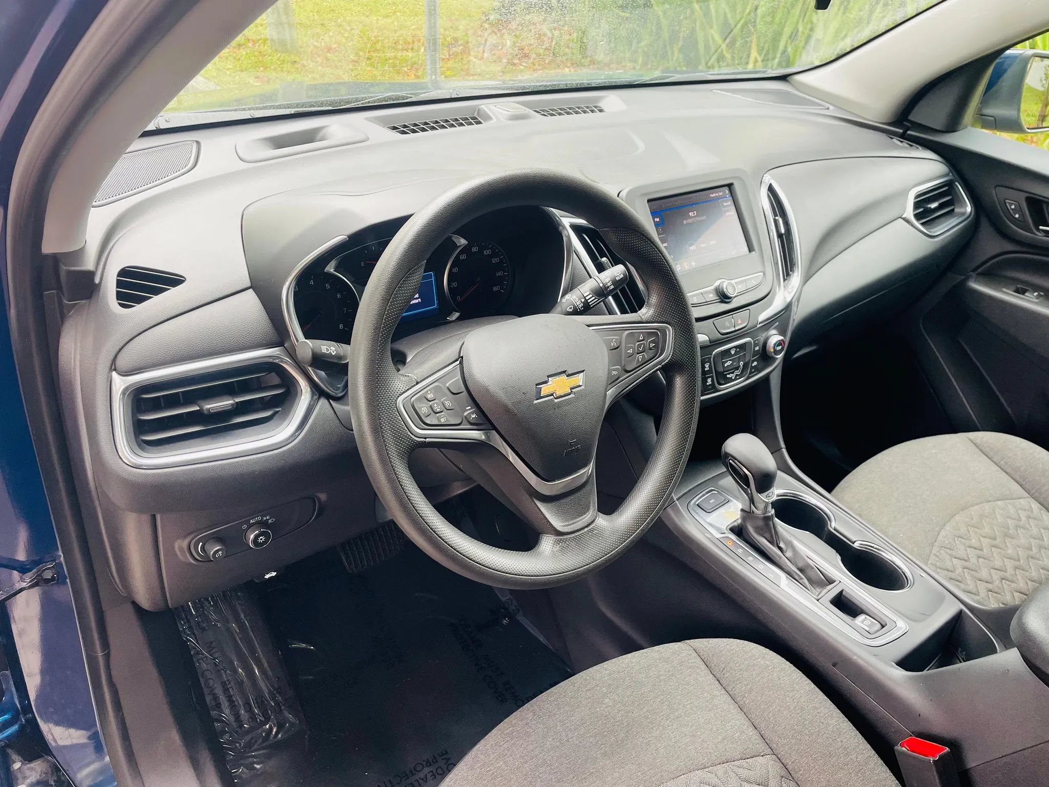 Used 2023 Chevrolet Equinox LT AWD/4WD image 11
