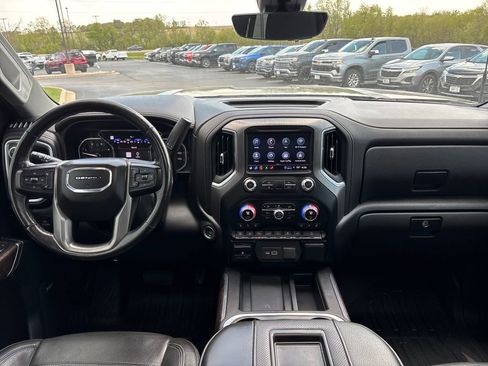 Certified 2021 GMC Sierra 2500 Denali w/ Denali Ultimate Package AWD/4WD image 11