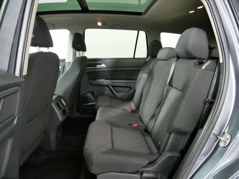 Used 2018 Volkswagen Atlas Launch Edition AWD/4WD image 16