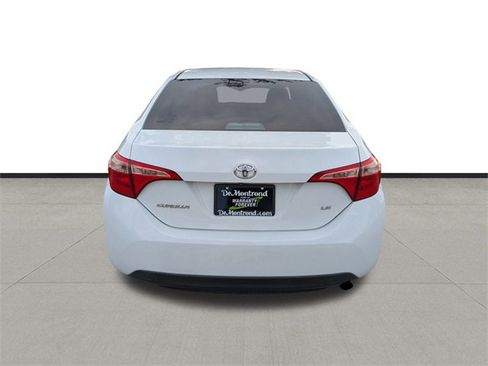 Used 2017 Toyota Corolla LE image 6