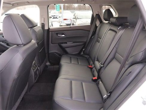 Certified 2023 Nissan Rogue SV w/ SV Premium B Package image 11