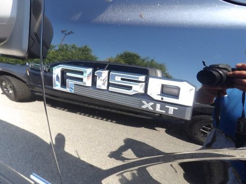 Used 2016 Ford F150 XLT w/ Equipment Group 302A Luxury RWD image 18
