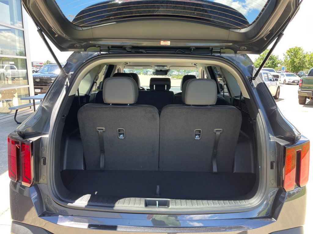 New 2026 Kia Sorento S AWD/4WD image 14
