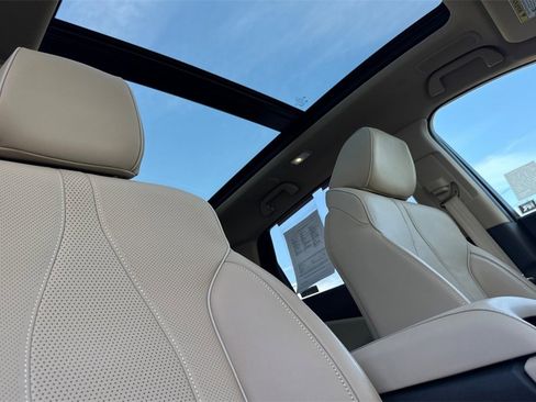 Certified 2023 Acura RDX AWD w/ Advance Package image 21