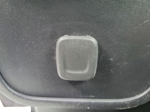 Used 2018 Chevrolet Equinox LT image 15