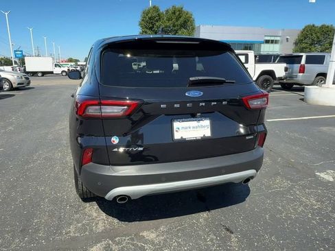 Used 2023 Ford Escape Active w/ Cold Weather Package FWD image 7