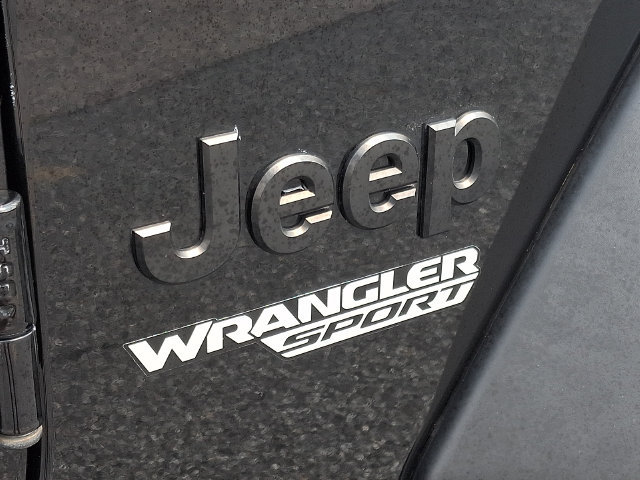 Used 2021 Jeep Wrangler Sport AWD/4WD image 30