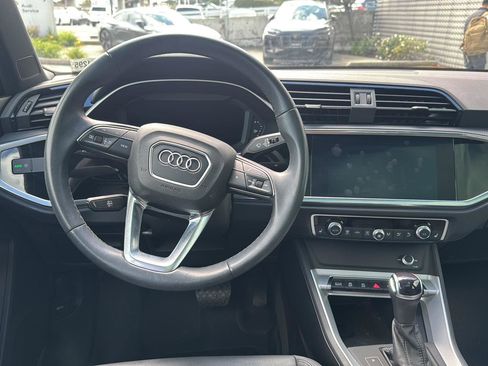 Used 2022 Audi Q3 2.0T Premium image 9