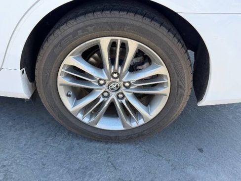 Used 2016 Toyota Camry SE FWD image 9