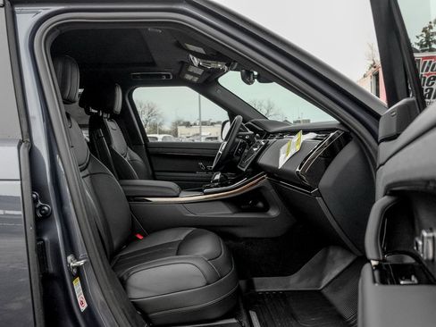 New 2026 Land Rover Range Rover Sport Dynamic SE image 21