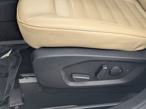 Used 2020 Ford Edge SEL AWD/4WD image 18