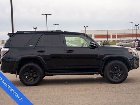 Used 2023 Toyota 4Runner SR5 Premium image 8