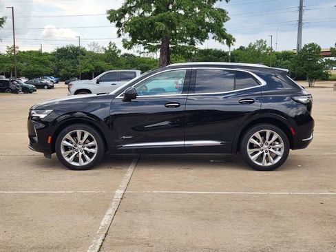 Used 2023 Buick Envision Avenir FWD image 4