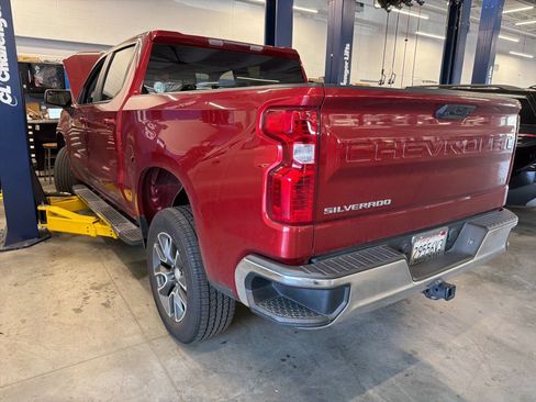 Used 2023 Chevrolet Silverado 1500 LT RWD image 8