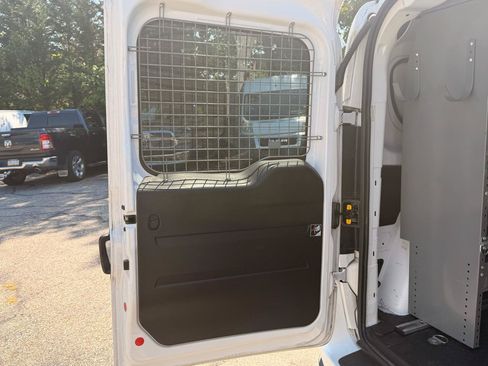 Used 2018 RAM ProMaster City Tradesman SLT FWD image 19