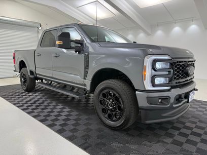 Used 2026 Ford F250 Lariat w/ Black Appearance Package