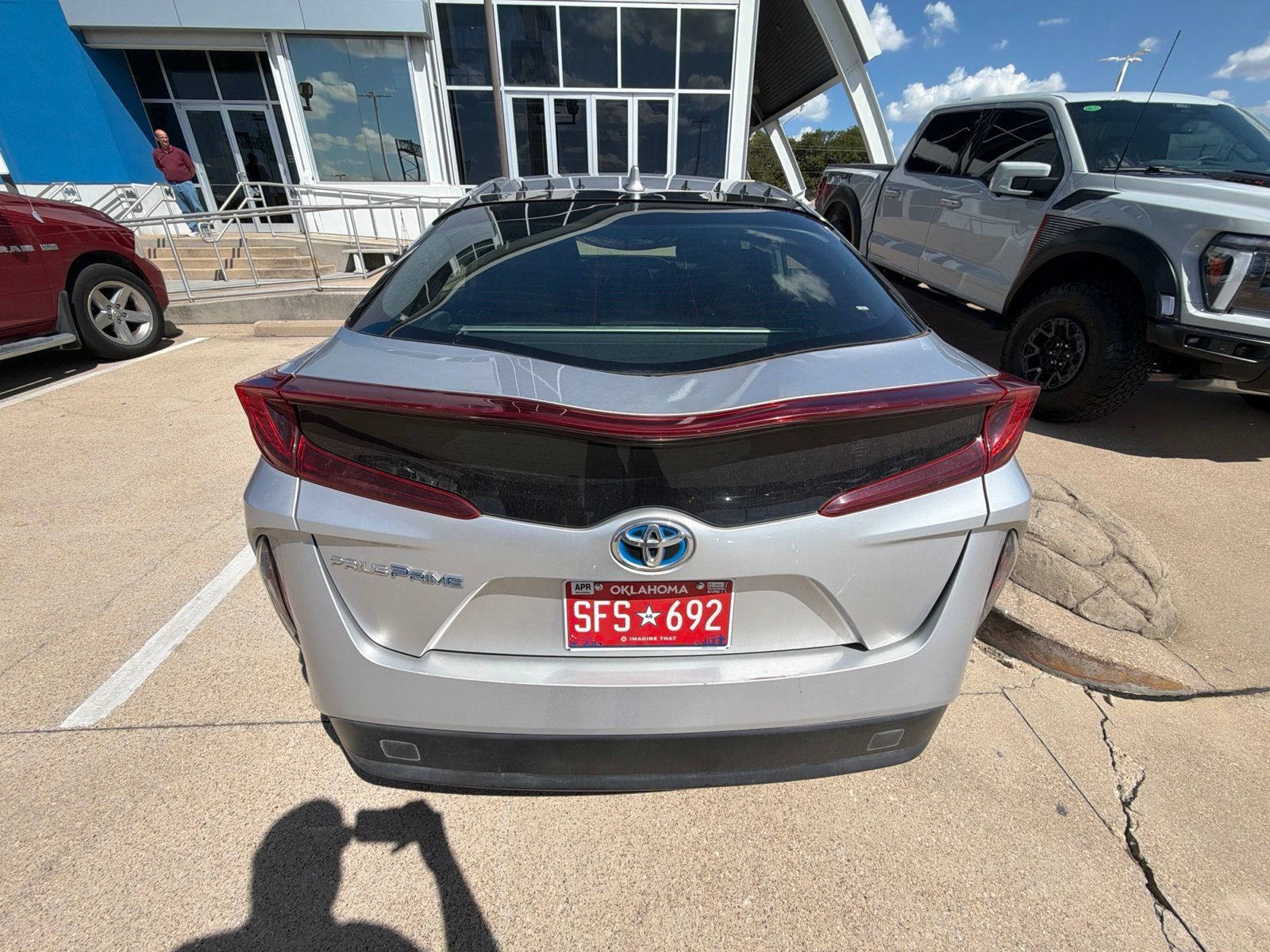 Used 2021 Toyota Prius Prime LE FWD image 4