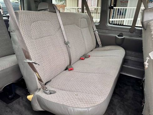 Used 2013 Chevrolet Express 2500 LS image 15