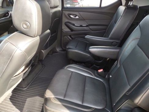 Used 2018 Chevrolet Traverse Premier w/ Redline Edition AWD/4WD image 17