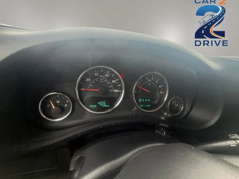 Used 2018 Jeep Wrangler Unlimited Sahara AWD/4WD image 15