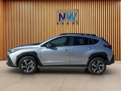 Used 2024 Subaru Crosstrek 2.0i Premium AWD/4WD image 39