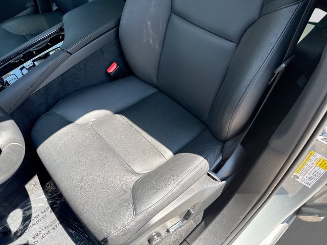 Certified 2024 Volvo XC90 B5 Core w/ Protection Package Premier AWD/4WD image 17