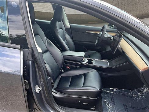 Used 2022 Tesla Model 3 Long Range image 6