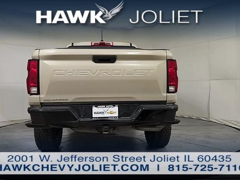 Used 2024 Chevrolet Colorado Trail Boss w/ Advanced Trailering Package AWD/4WD image 5