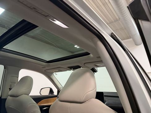 Used 2024 Toyota Grand Highlander Limited image 68