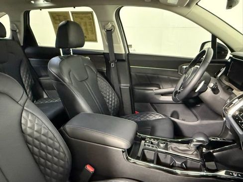 Used 2023 Kia Sorento SX Prestige image 52