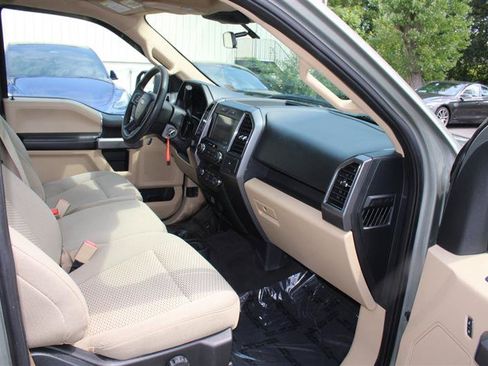 Used 2019 Ford F150 XLT AWD/4WD image 10