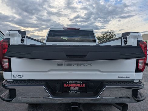 New 2026 GMC Sierra 2500 SLE image 12