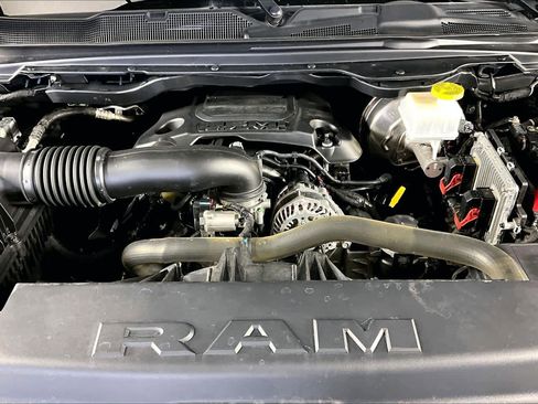 Used 2019 RAM 1500 Limited image 30