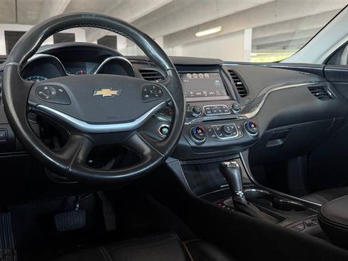 Used 2016 Chevrolet Impala LTZ FWD image 22