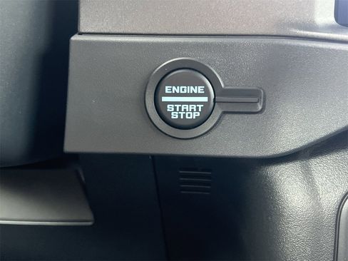 New 2025 Ford Bronco Big Bend w/ Black Diamond Package image 5