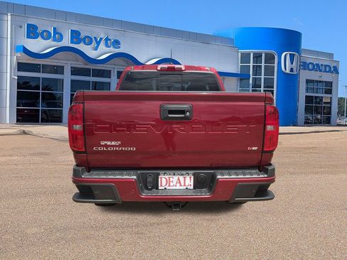 Used 2021 Chevrolet Colorado LT w/ Safety Package RWD image 6