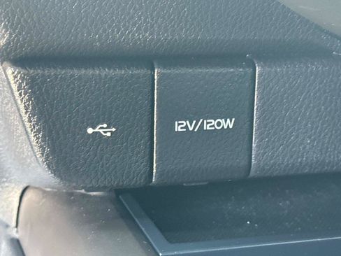 Used 2022 Toyota Camry SE FWD image 24