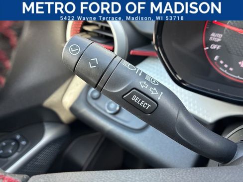 Used 2025 Chevrolet Trax RS w/ Driver Confidence Package FWD image 29