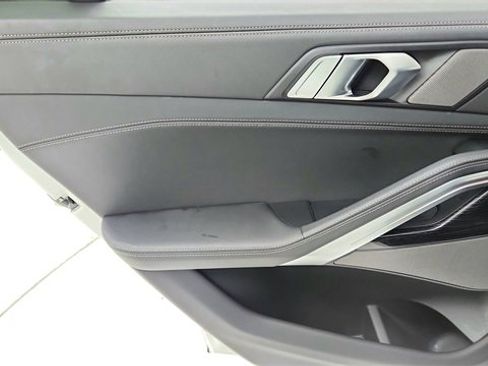 Used 2026 BMW X6 xDrive40i image 32