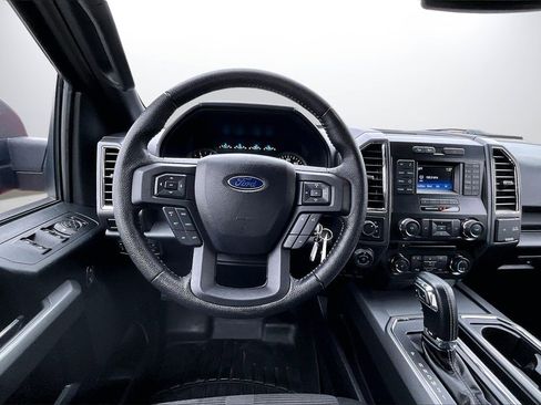 Used 2016 Ford F150 XLT w/ Equipment Group 301A Mid image 10