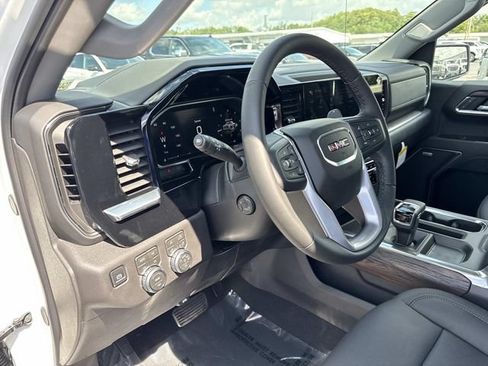 New 2026 GMC Sierra 1500 SLT w/ SLT Premium Package AWD/4WD image 18