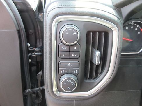Used 2019 Chevrolet Silverado 1500 LT w/ All-Star Edition AWD/4WD image 24
