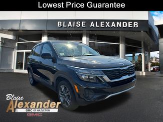 Used 2021 Kia Seltos LX AWD/4WD video 1