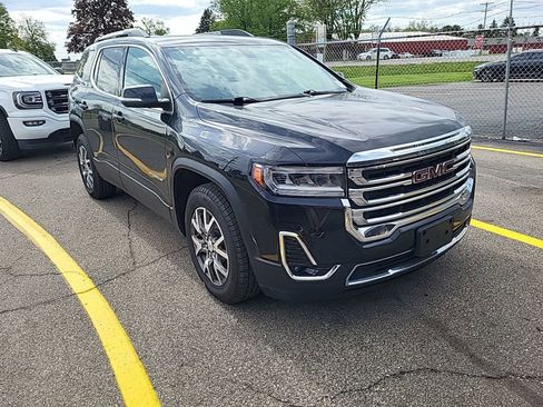 Used 2020 GMC Acadia AT4 w/ GMC Pro Grade Package AWD/4WD image 5